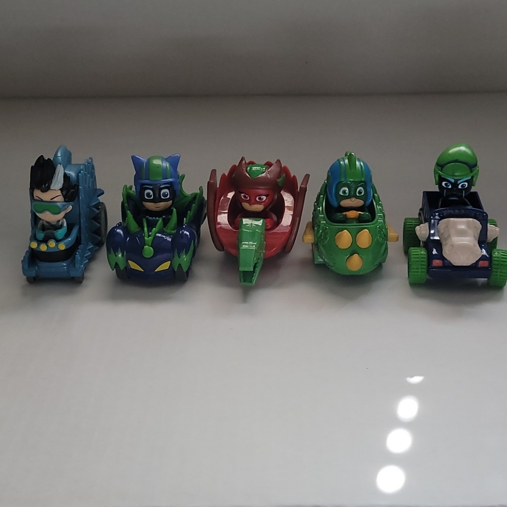 PJ Masks Race Into The Night Dino 5 pack